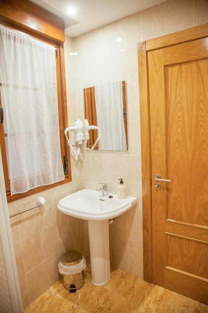 Cumbres De Los Picos Apartamento La Yedra Poo  外观 照片