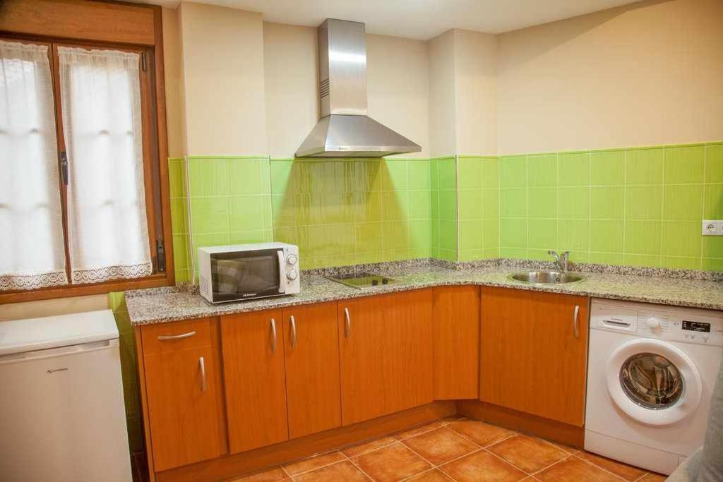 Cumbres De Los Picos Apartamento La Yedra Poo  外观 照片