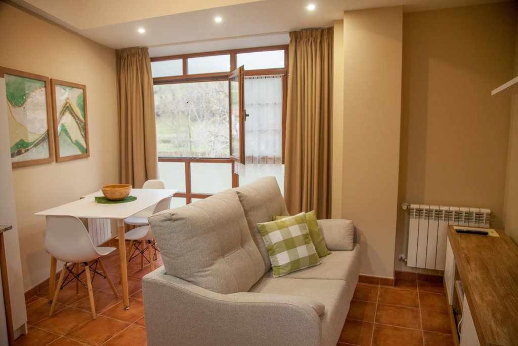 Cumbres De Los Picos Apartamento La Yedra Poo  外观 照片